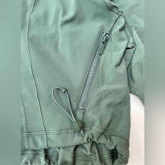 NWOT never worn lululemon define relaxed fit jacket grey eucalyptus sz 0 - Picture 8 of 16